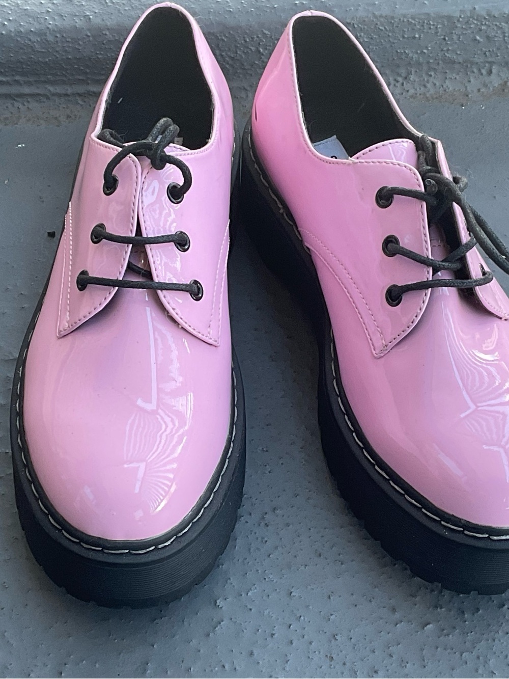 Steve Madden Brenton Platform Creeper size 9 Patent Pink